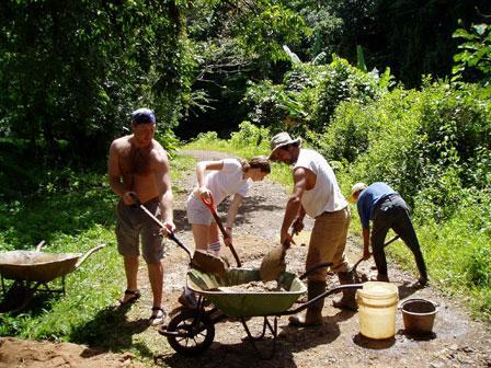 vOLUNTEER VACATIONS POPULAR