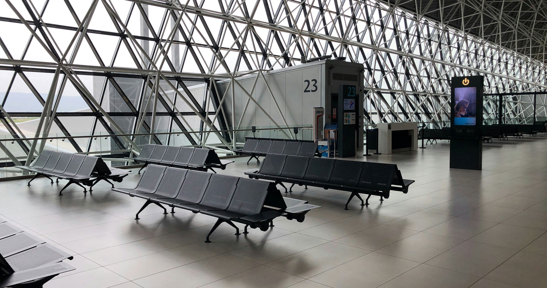 U.S. airports with the best international flight deals