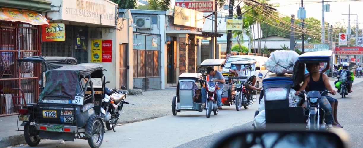 Volunteer Vacations Philippines with Globe Aware
