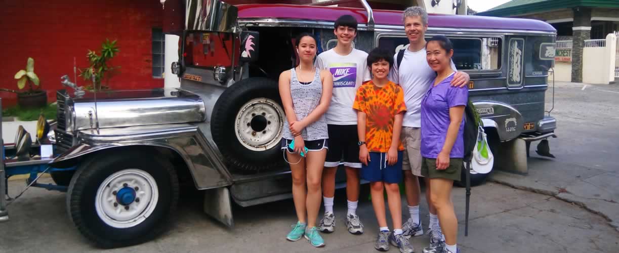 Volunteer Vacations Philippines with Globe Aware