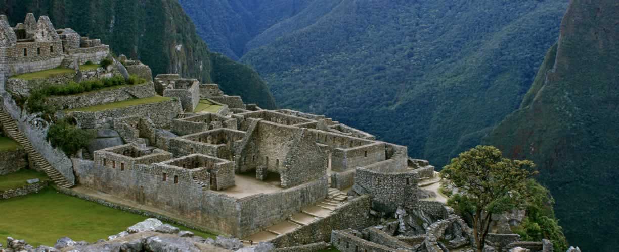 Volunteer Vacations in Peru with Globe Aware