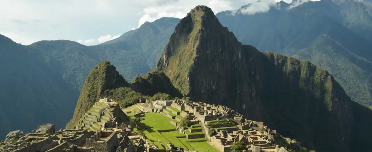 Volunteer Vacations in Peru with Globe Aware