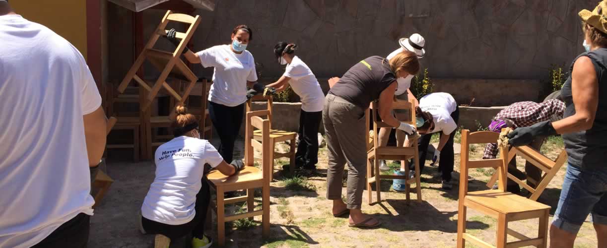 Volunteer Vacations in Peru with Globe Aware